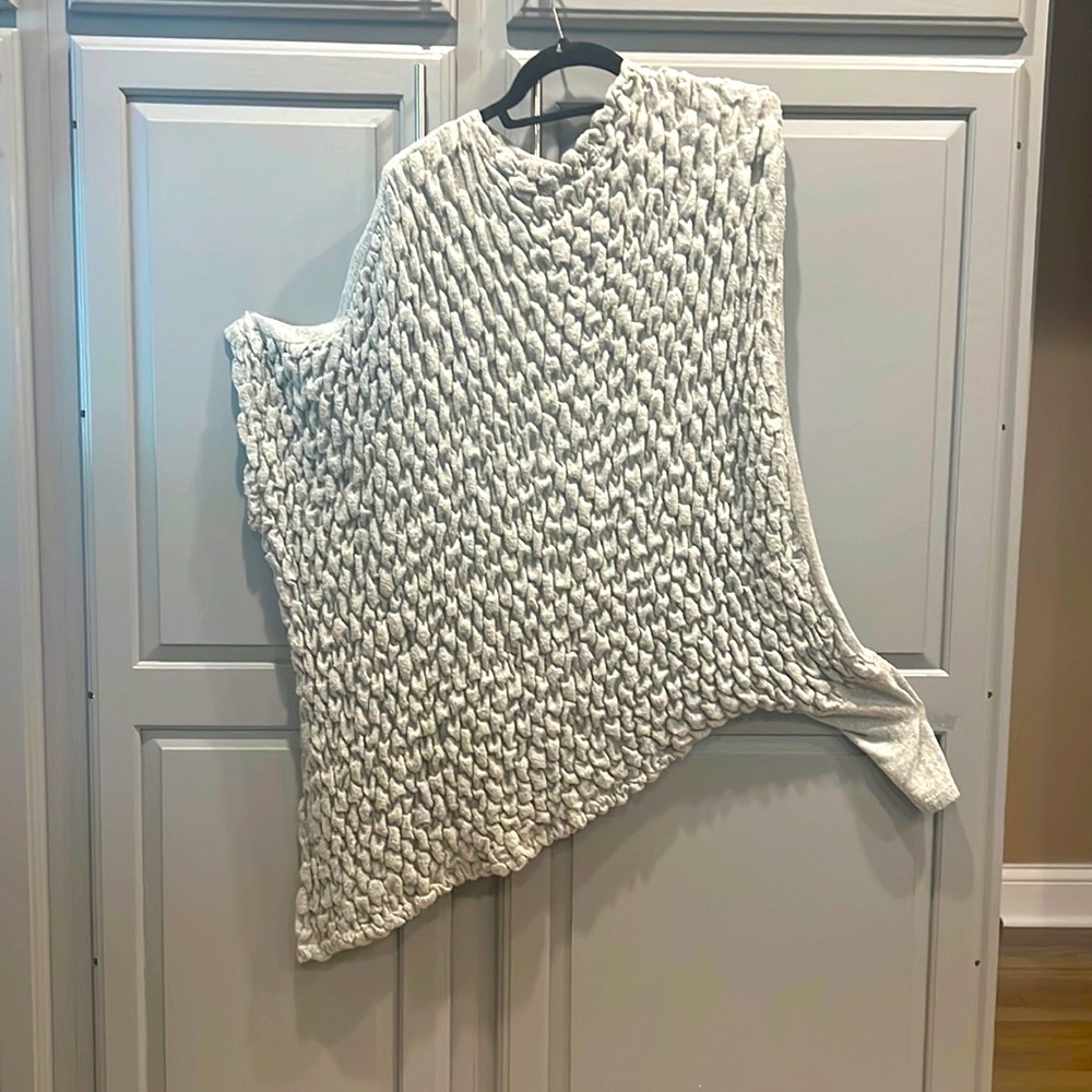 Women's light gray sweater/poncho!